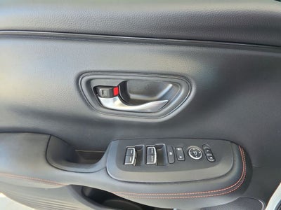 2024 Honda HR-V 2WD Sport