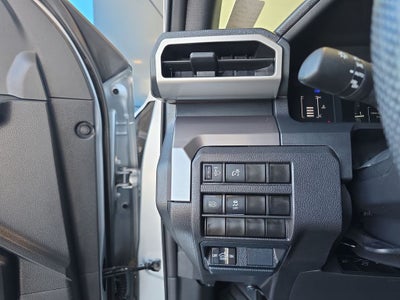 2025 Toyota Tacoma 2WD SR5