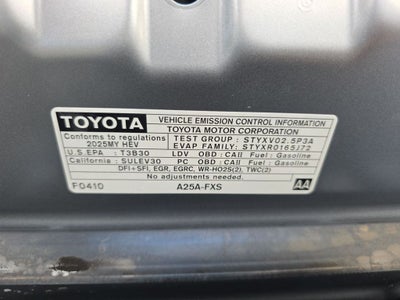 2025 Toyota Camry SE