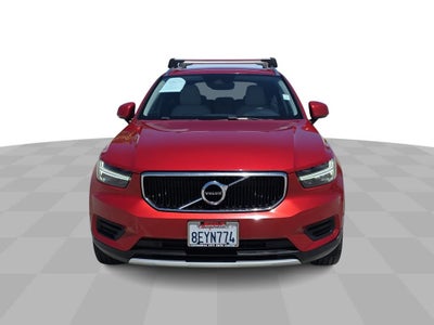 2019 Volvo XC40 T4 Momentum