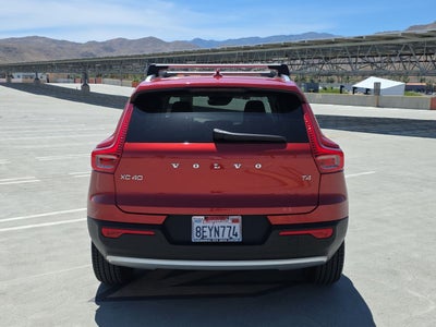 2019 Volvo XC40 T4 Momentum